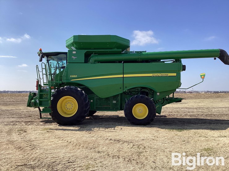 2015-john-deere-s660-image-8