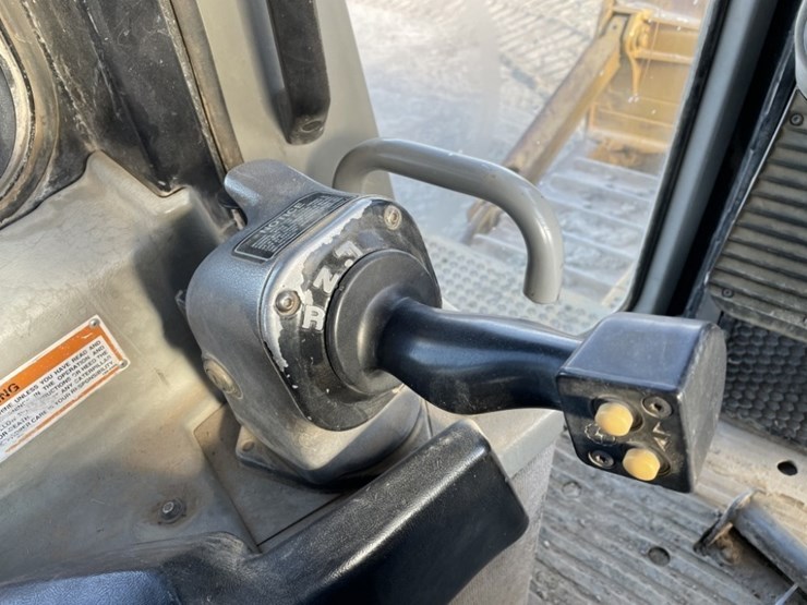 caterpillar-d8r-image-36