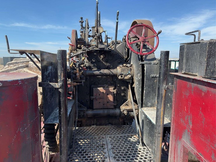 1910-advance-rumely-steam-traction-engine-image-65