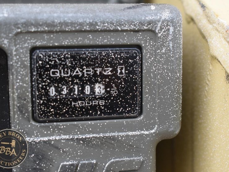 2015-jlg-2646es-image-14