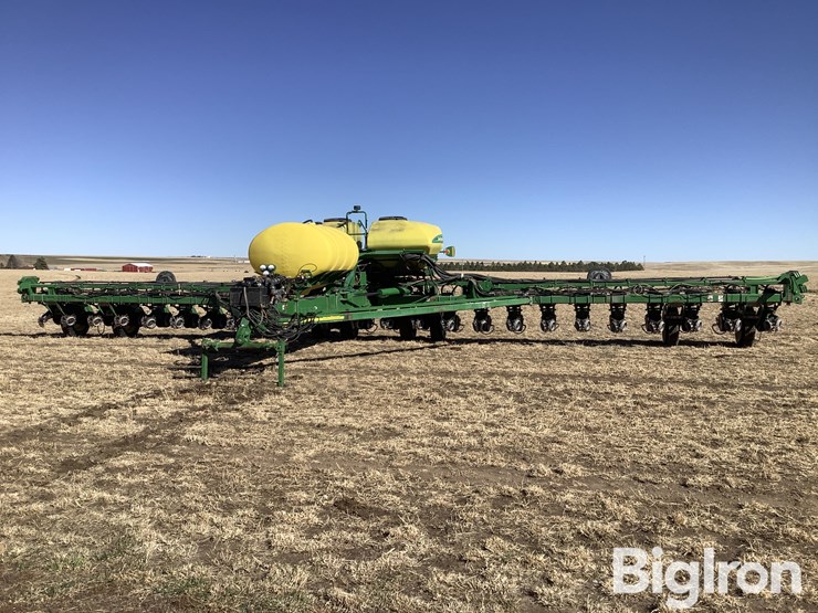 2010-john-deere-1770nt-ccs-image-2