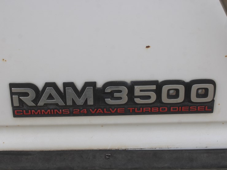1999-dodge-3500-image-43
