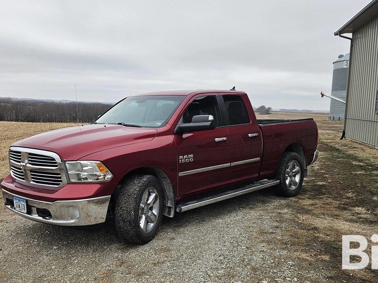 2013-dodge-1500-image-1