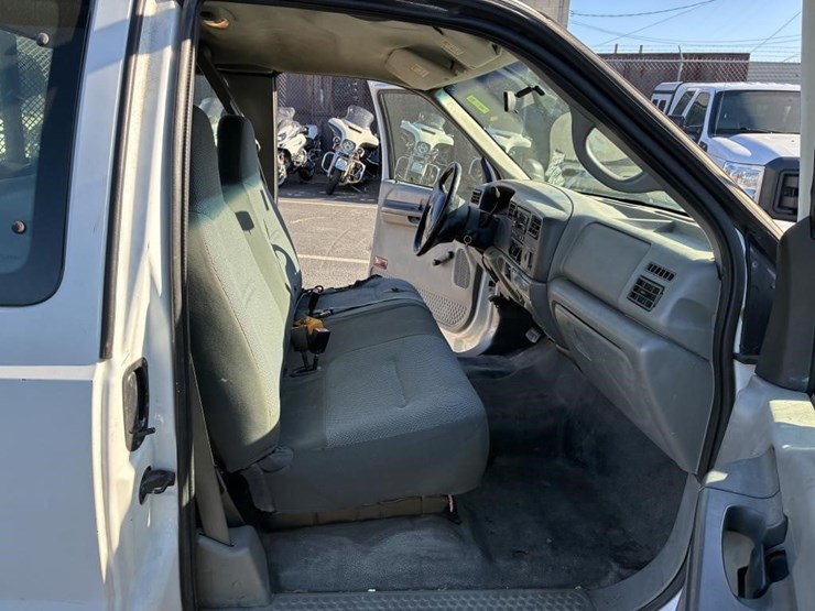 2002-ford-f350-sd-image-10