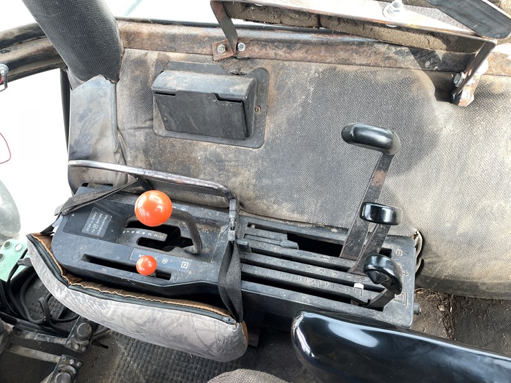 john-deere-4440-image-38