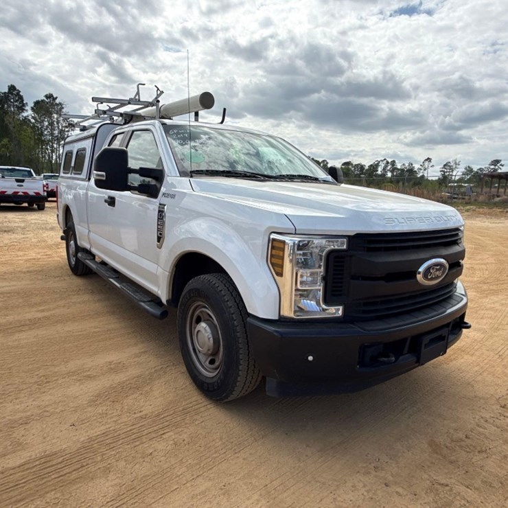 2019 FORD F250 XL