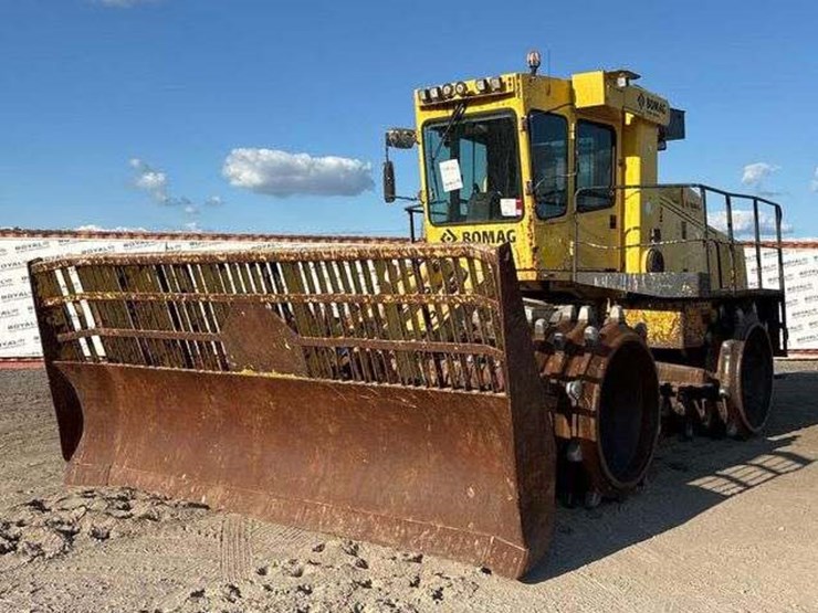 2018-bomag-bc572rb-image-1