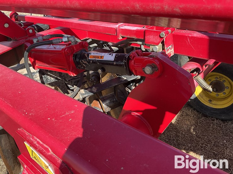 2011-sunflower-1435-image-18