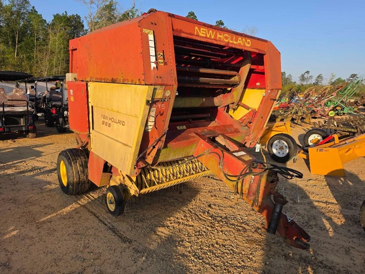 new-holland-855-image-4