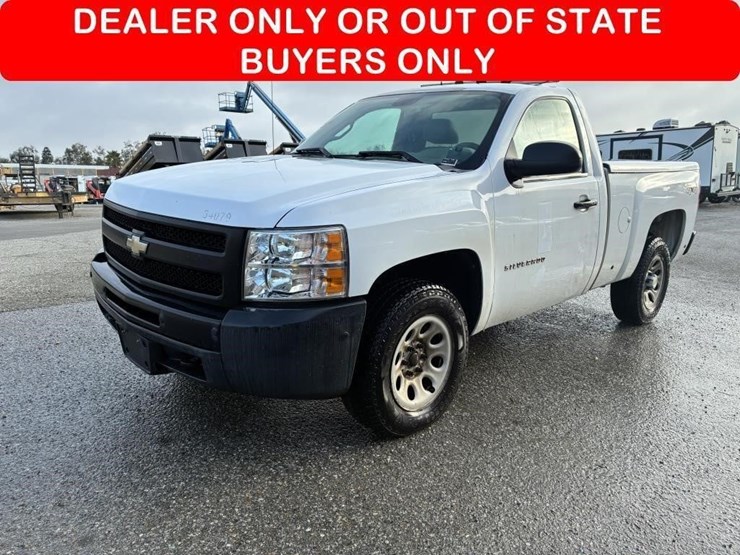 2011-chevrolet-silverado-1500-image-1