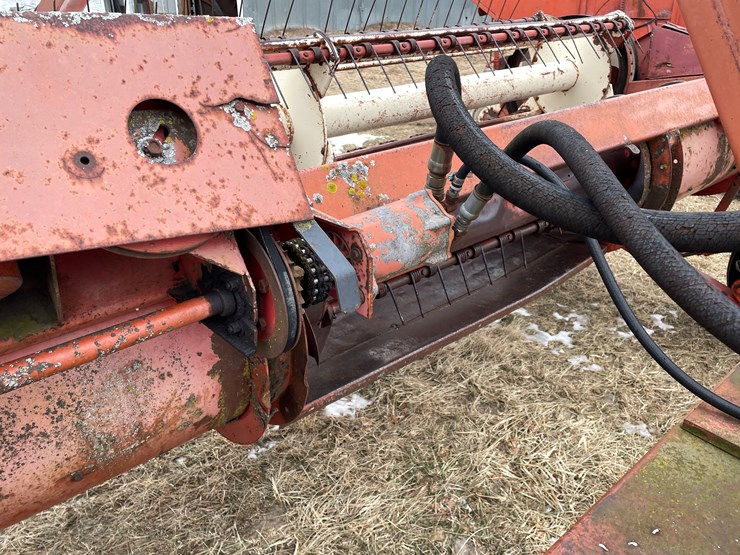 hesston-1014-image-9