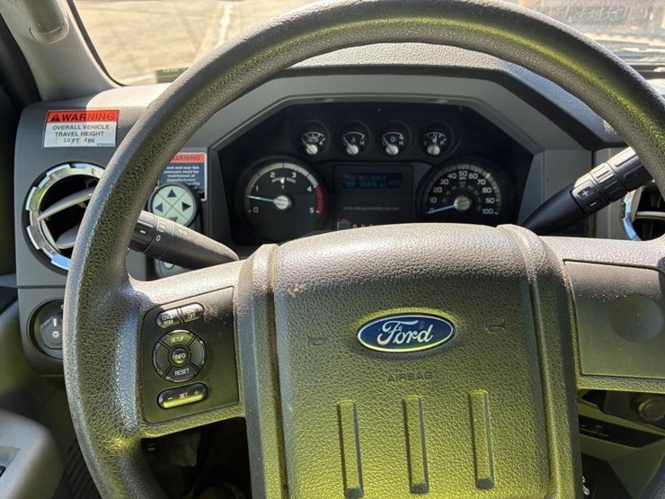 2016-ford-f550-image-13