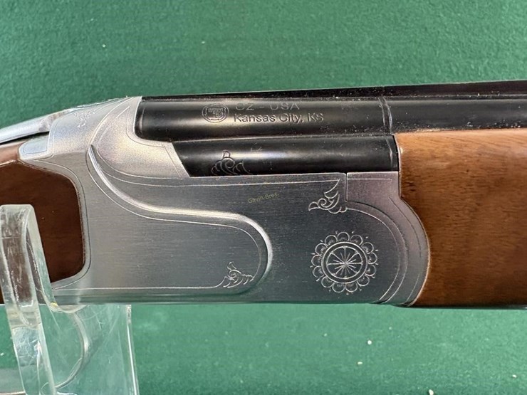 cz-huglu-redhead-deluxe-20ga-o/u-shotgun-image-6