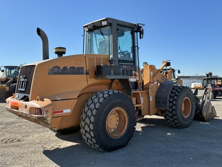 2005-case-721d-image-3