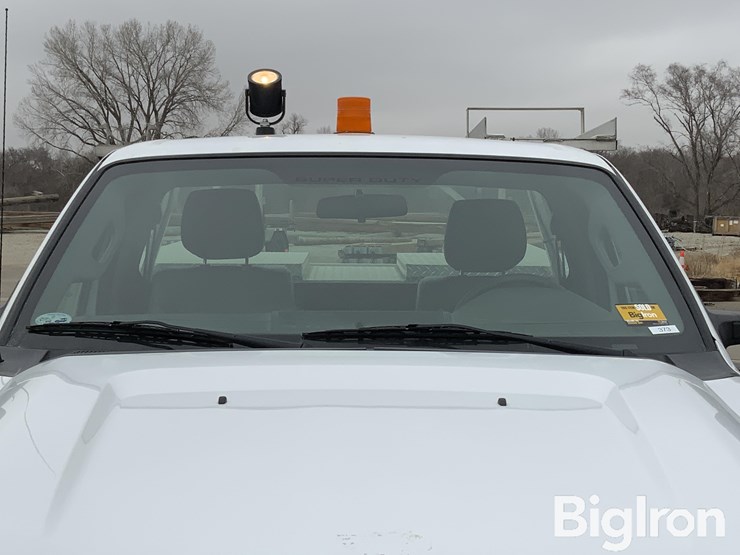 2013-ford-f250-xl-image-15