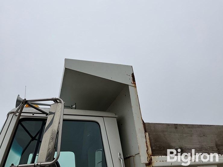 1993-ford-ln8000-image-12