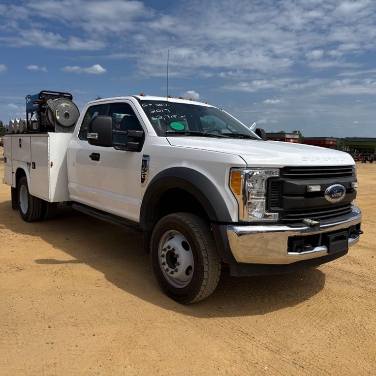 2017 FORD F450 XL