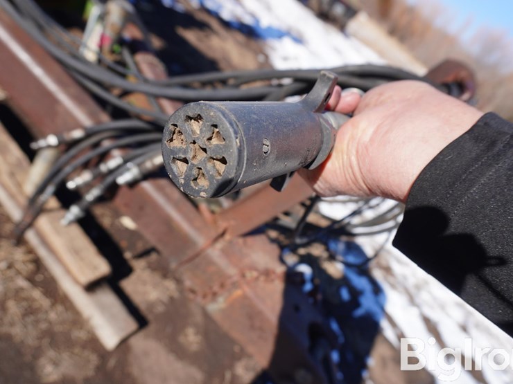 john-deere-726-image-10