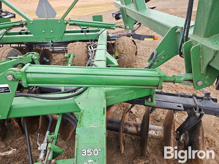 2004-john-deere-637-image-17