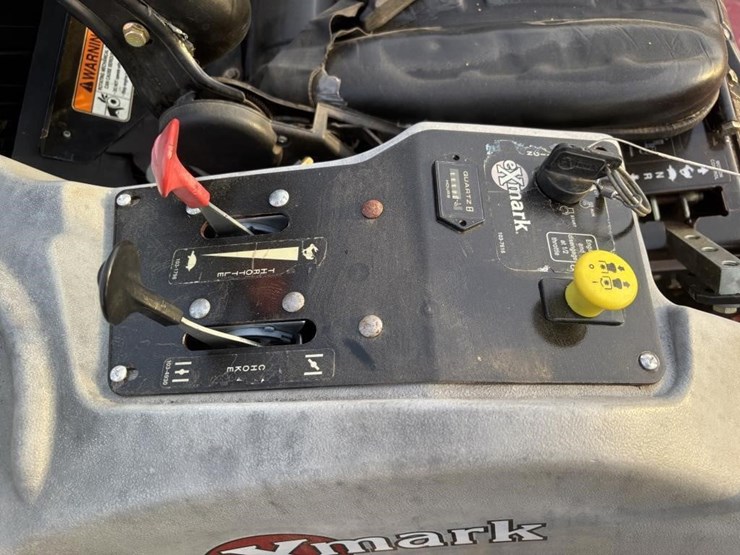 2010-exmark-lxs35bv725-image-15