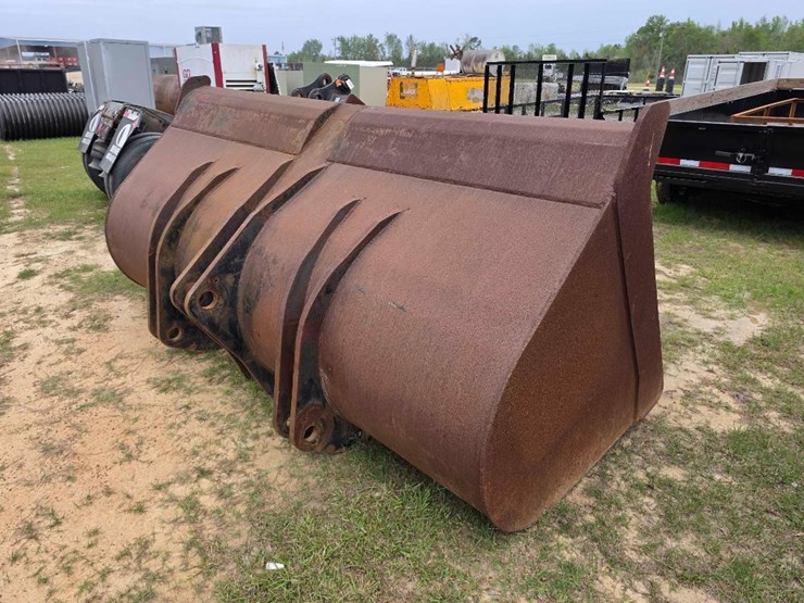 --used-9-1/2'-bucket-image-3