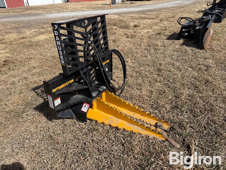 2022-danuser-intimidator-tree-puller-image-3