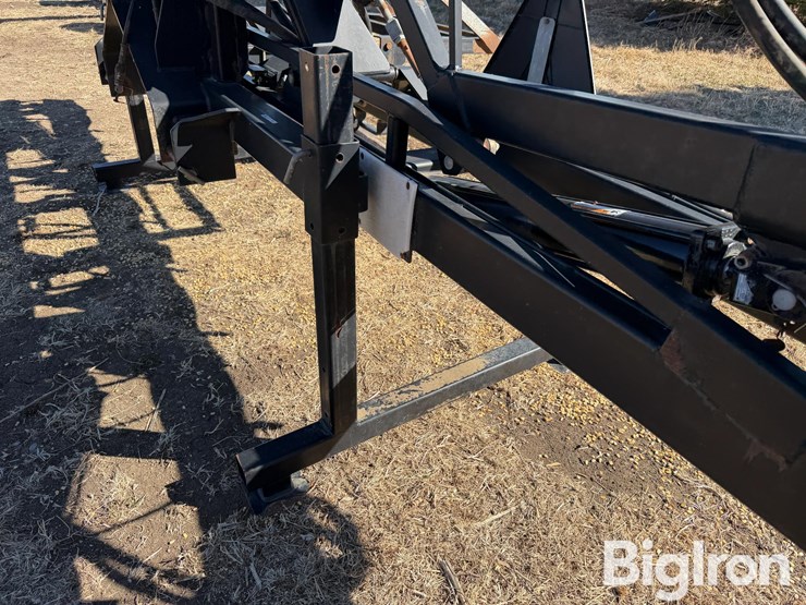 alliance-80'-sprayer-boom-image-12