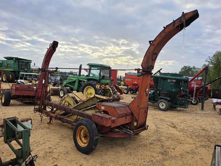 new-holland-717-image-2