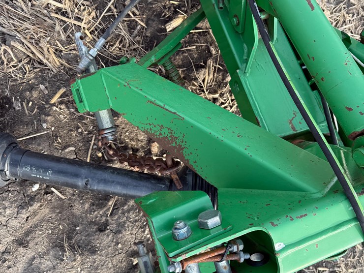 john-deere-275-image-11