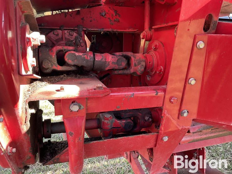 case-ih-8340-image-10