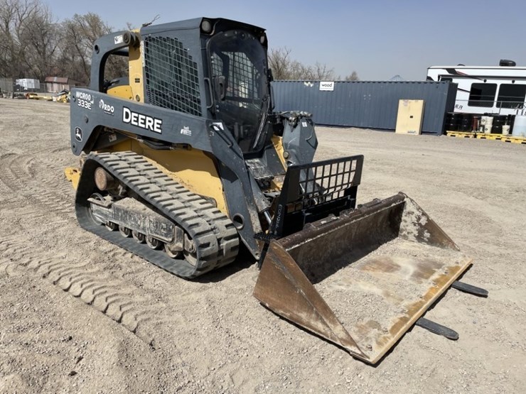 2013-deere-333e-image-7