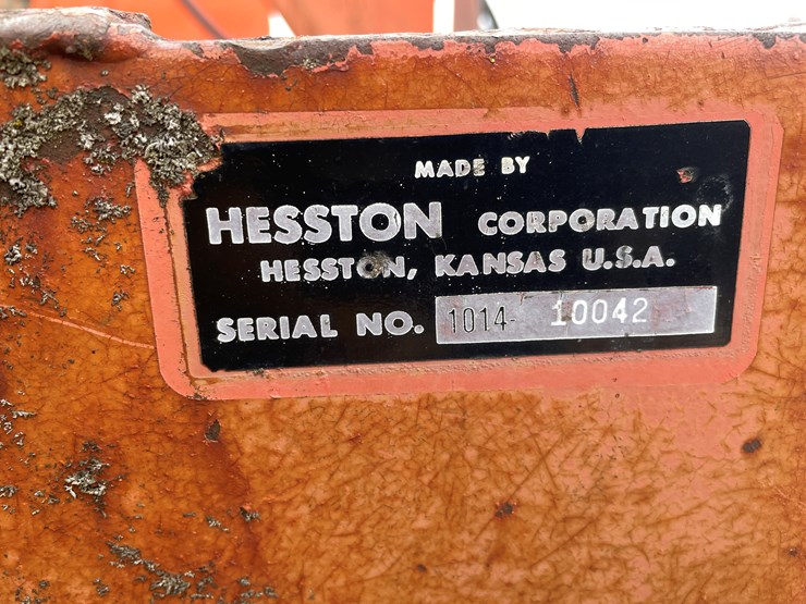 hesston-1014-image-17