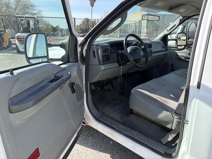 2003-ford-f250-image-10