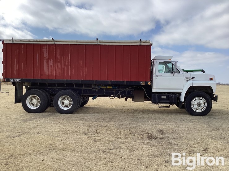 1990-ford-ft900-image-4