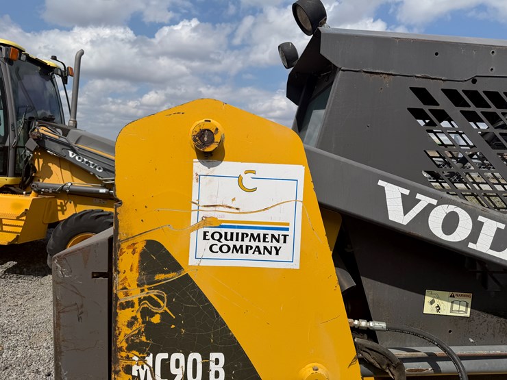 volvo-mc90b-image-36