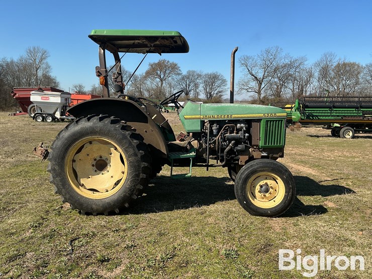 1996-john-deere-5200-image-4