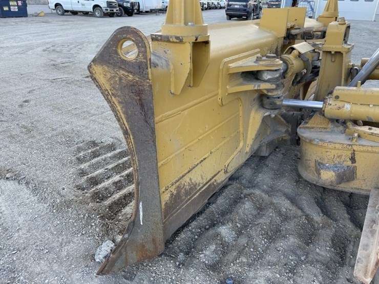 caterpillar-d6t-lgp-image-10