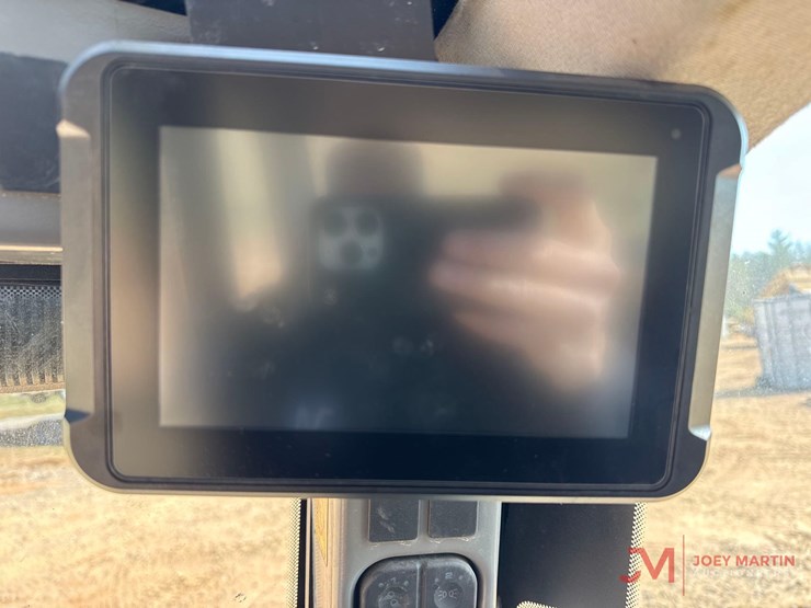 2023-jcb-2ts-7t-image-20