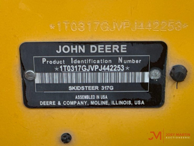 2023-deere-317g-image-23