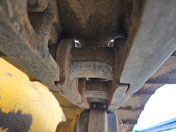 deere-550g-lt-image-51