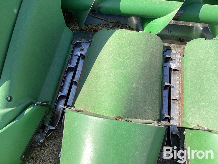 2009-john-deere-608c-image-17