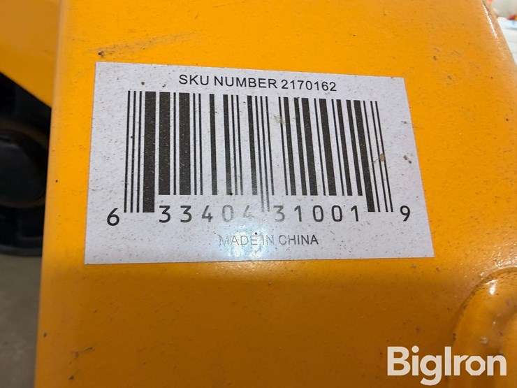 4400-lbs.-pallet-jack-image-10