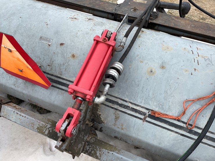 #2372-•-brady-1290-14'-chopper-image-9