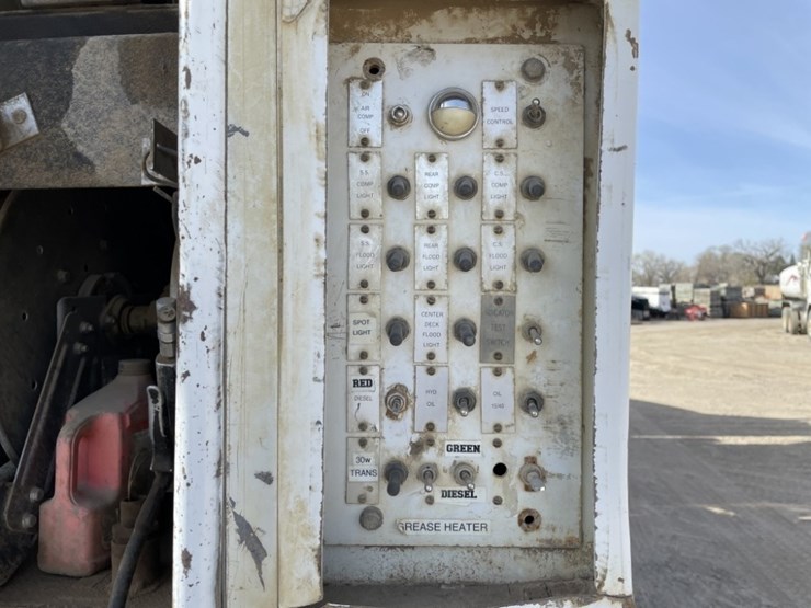 2001-sterling-l8500-image-14