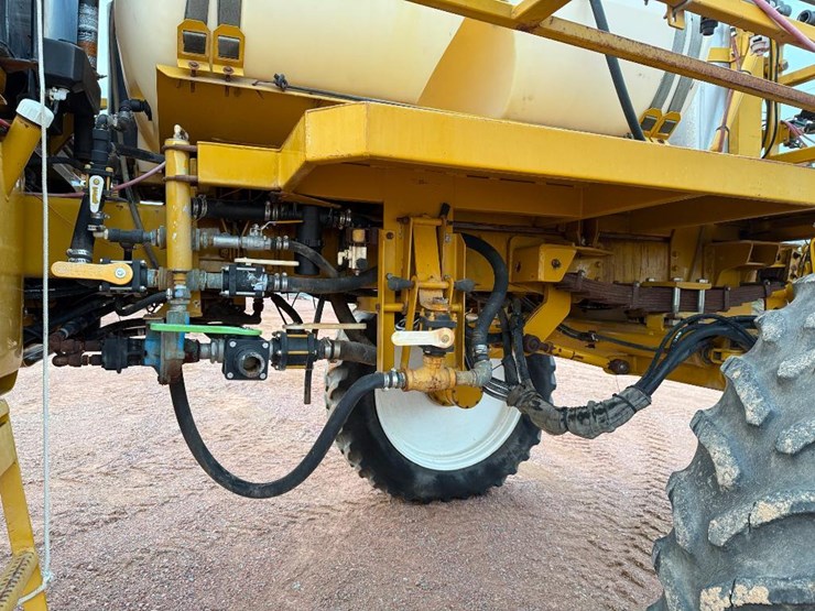 ag-chem-rogator-664-image-17