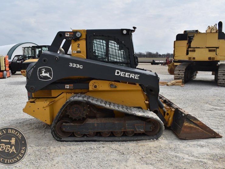 2021-deere-333g-image-12