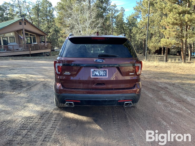 2016-ford-explorer-image-6