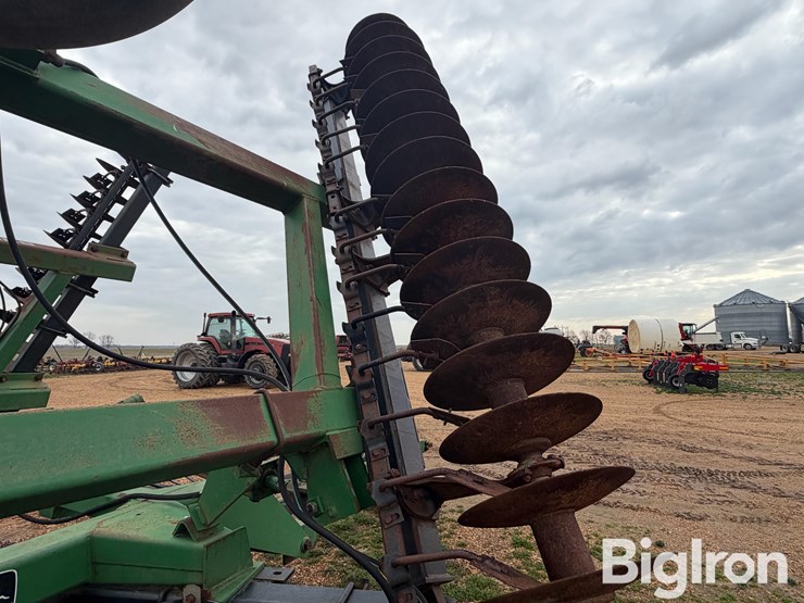 john-deere-630-image-13