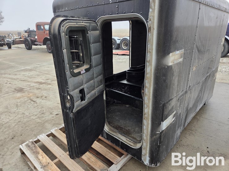 peterbilt-379-image-19