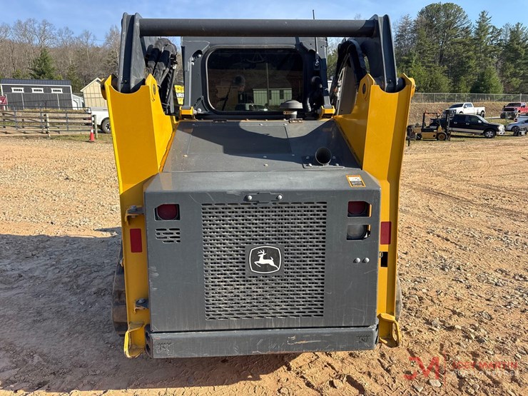 2023-deere-317g-image-12